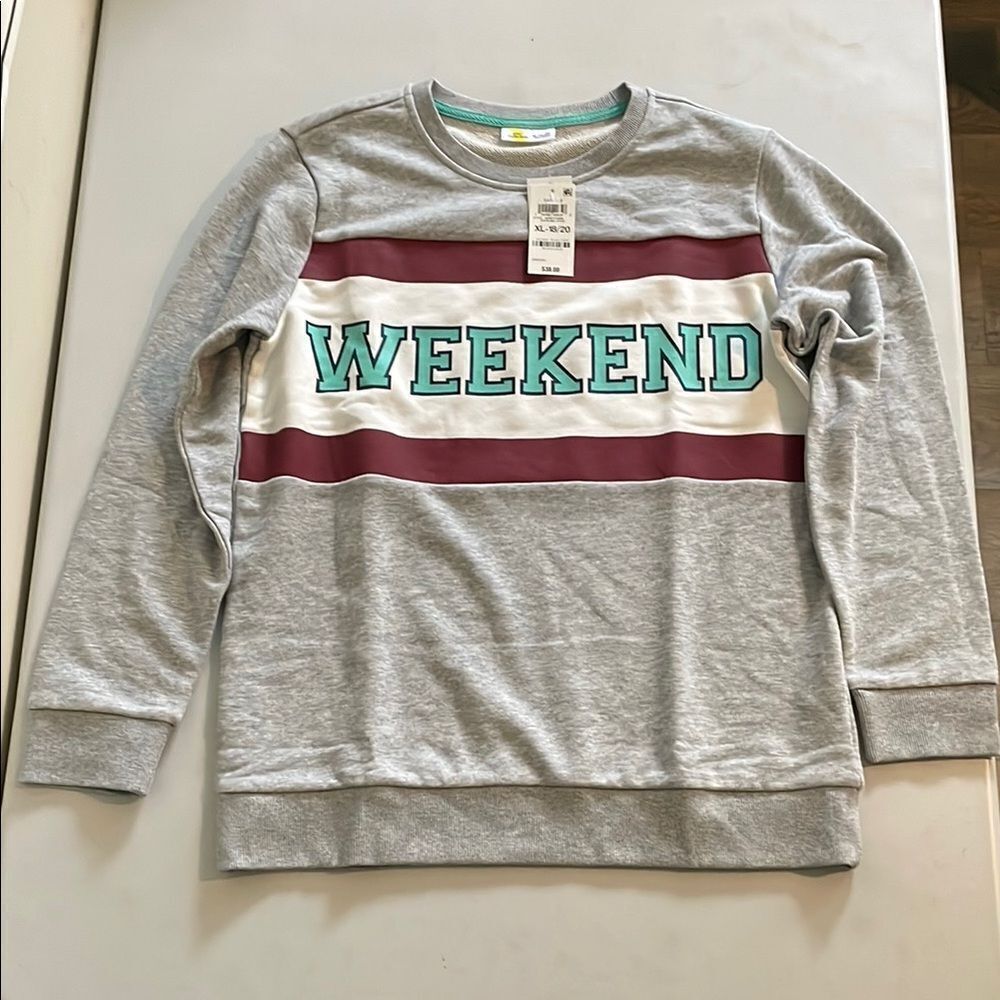 Epic Threads Light Gray Sweatshirt